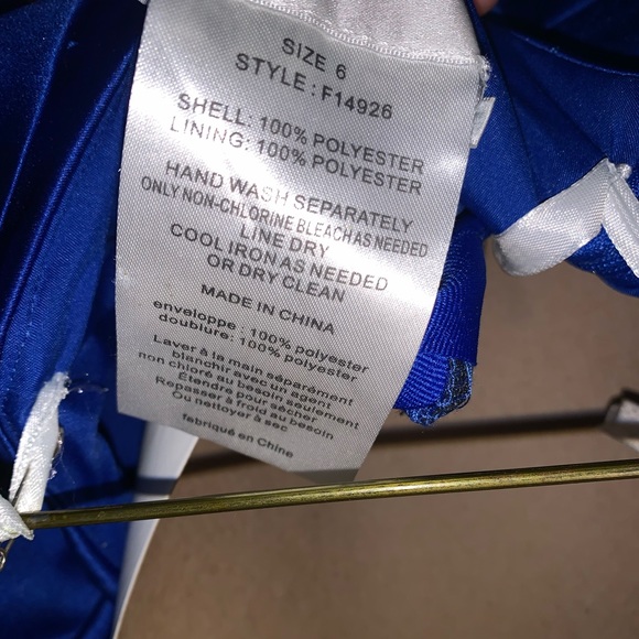 Navy blue size 6 prom dress - Picture 3 of 5